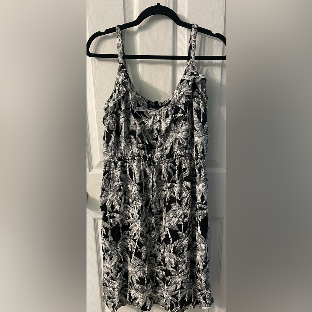 Torrid Palm Mini Dress SUPER CUTE EUC